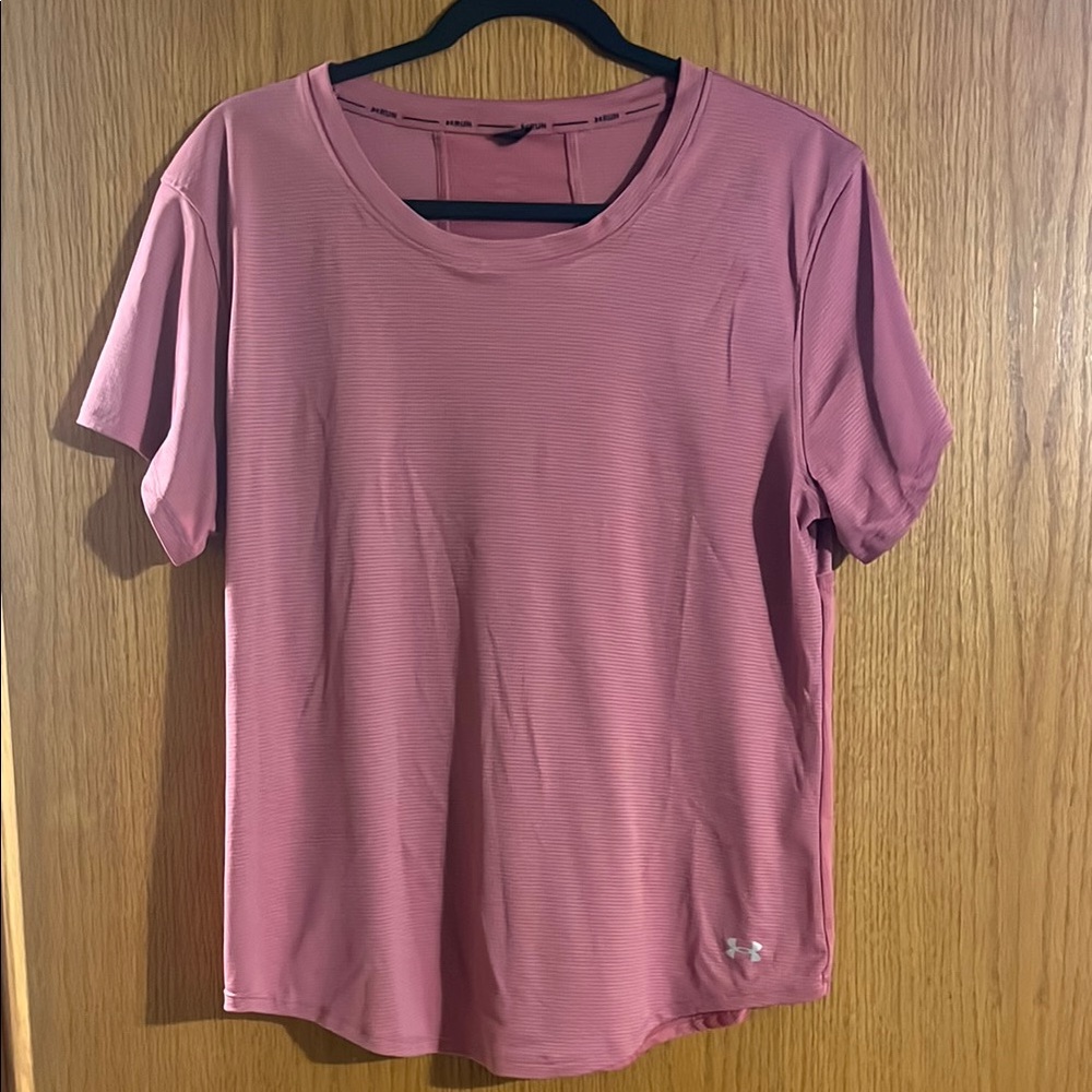 Under Armour Pink Short Sleeve T-Shirt